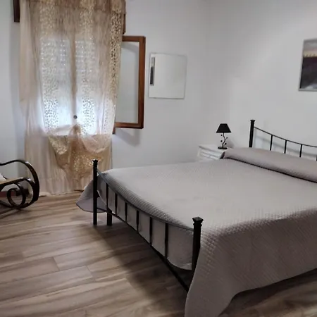Locazione Turistica Girasole بيت للعطل