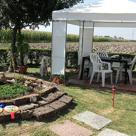 بيت للعطل Locazione Turistica Girasole *